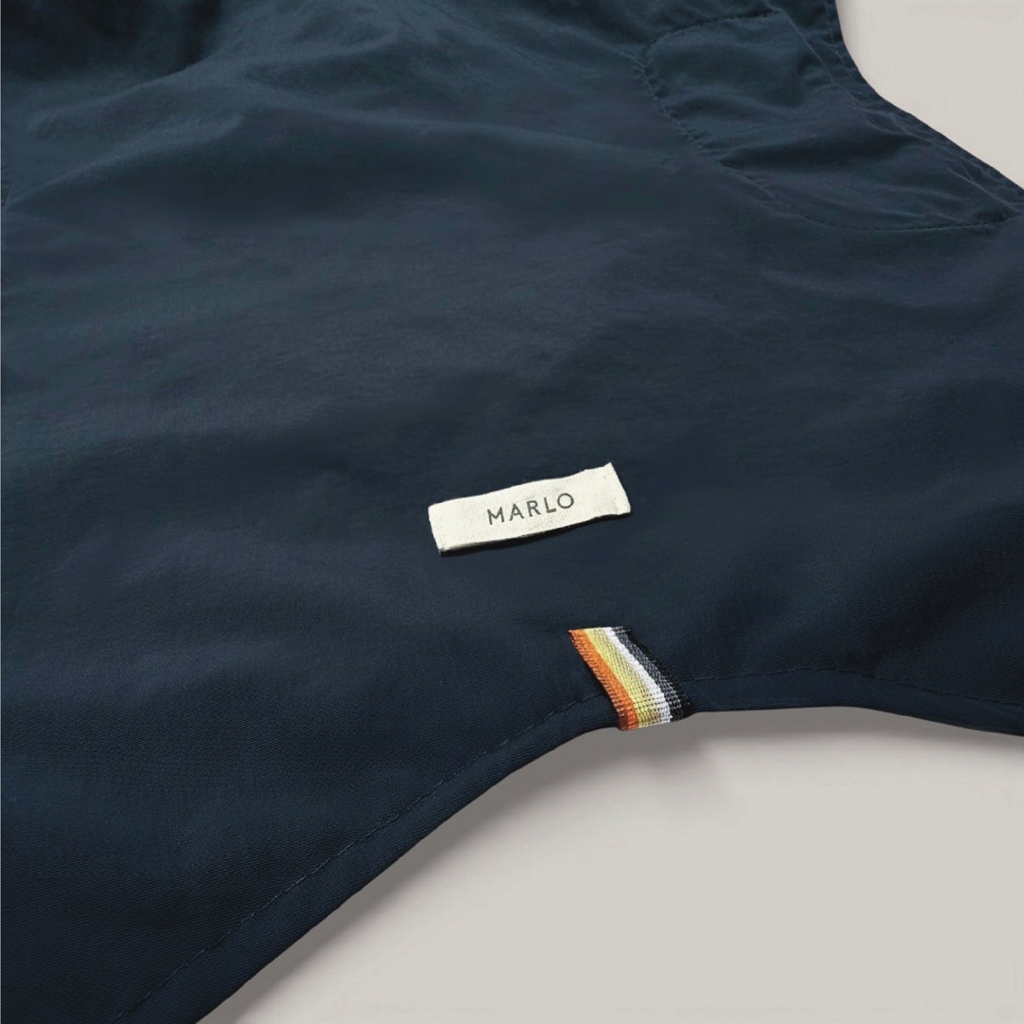 Impermeable Nube