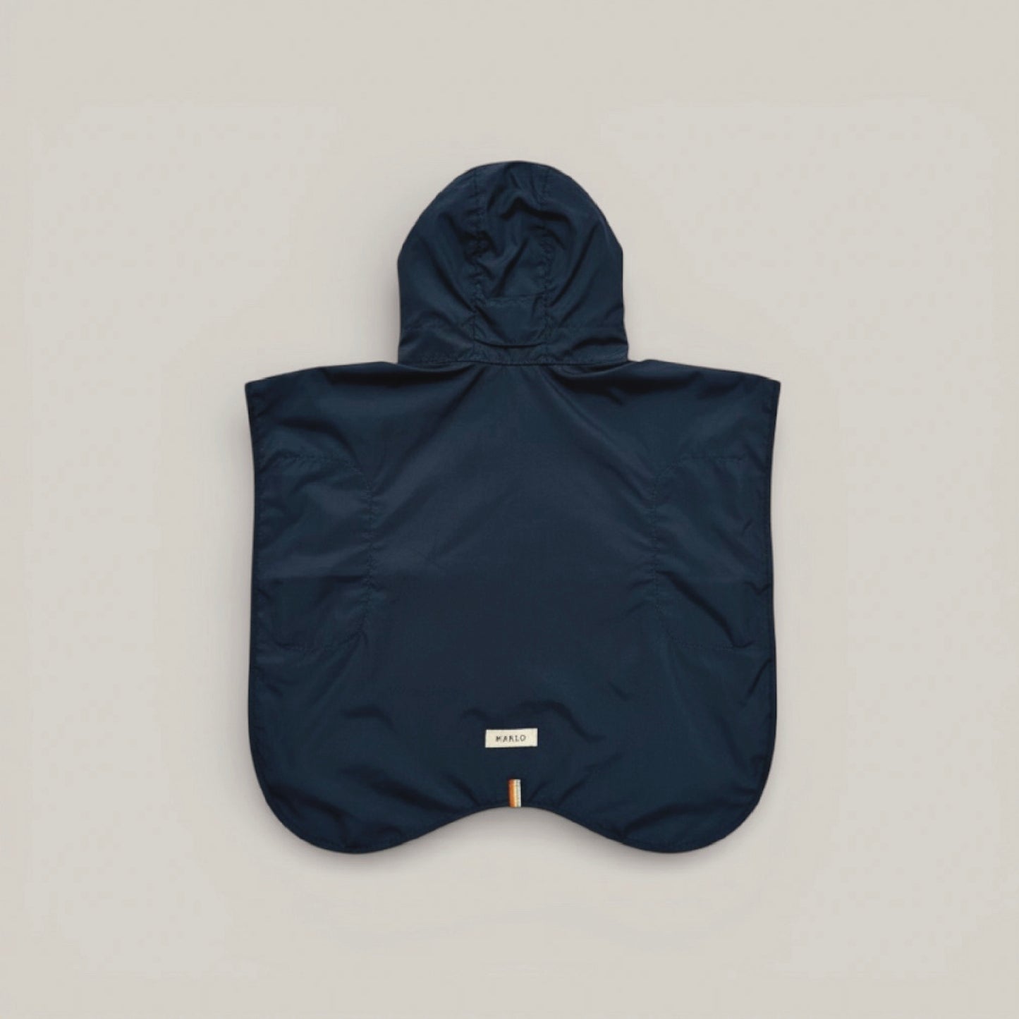 Impermeable Nube